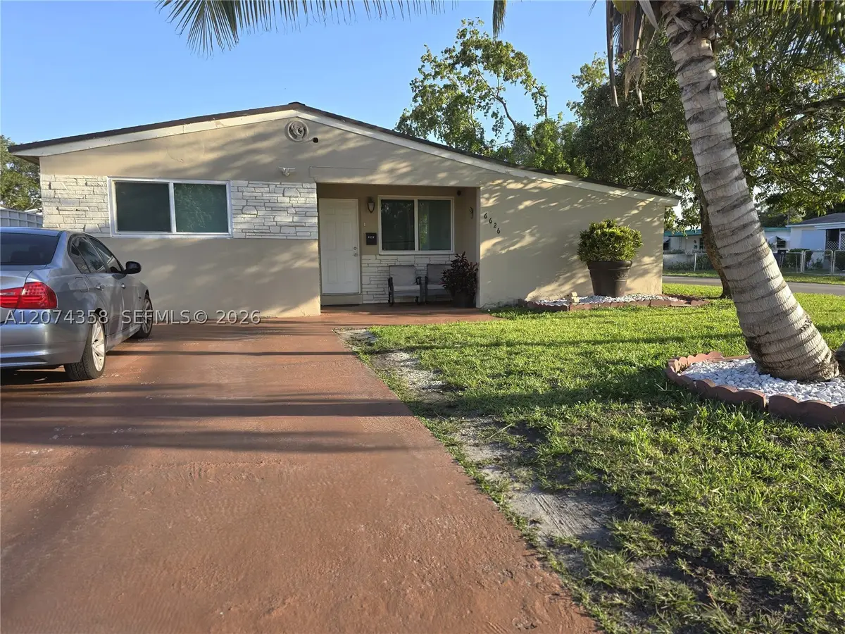 6626 SW 1st Ct, Pembroke Pines, FL 33023 - #1