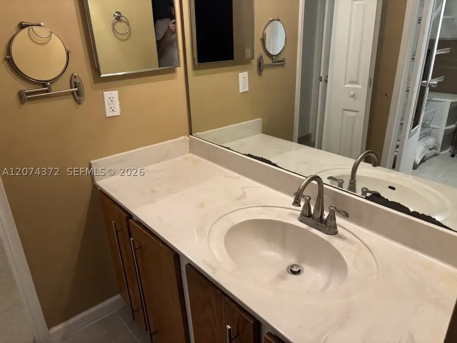9471 Evergreen Pl #106, Davie, FL 33324 - #2