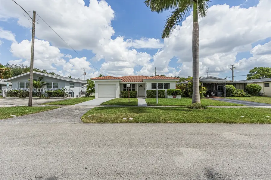 3513 Polk St, Hollywood, FL 33021 - #3