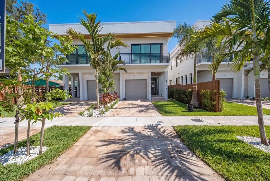 1334 NE 16 Ter, Fort Lauderdale, FL 33304 - #1
