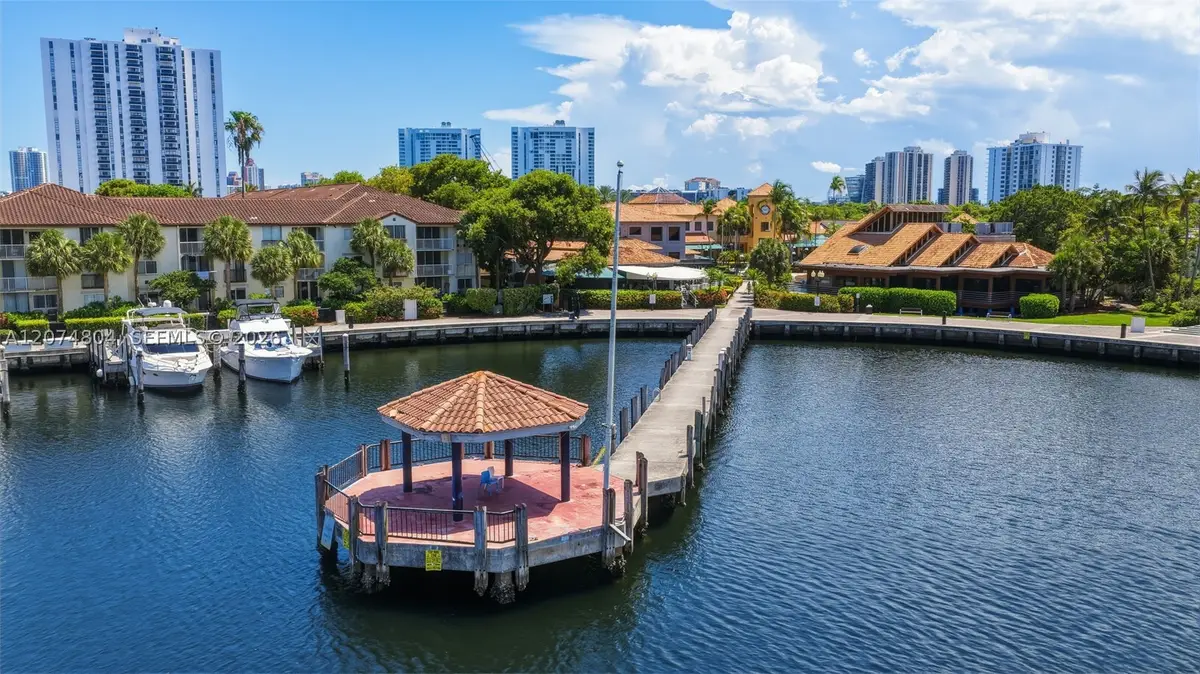 3601 NE 207th St W20, Aventura, FL 33180 - #1