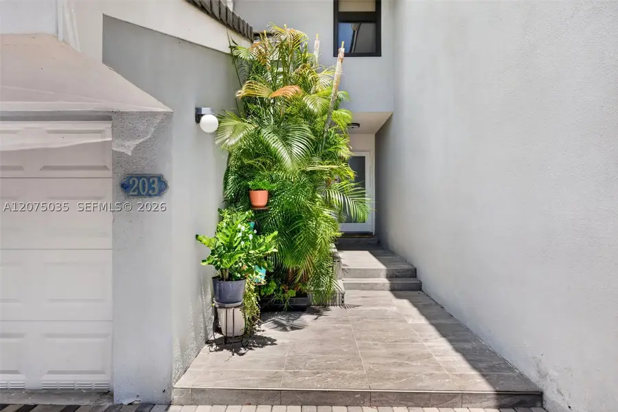 203 Poinciana Dr #103, Sunny Isles Beach, FL 33160 - #2