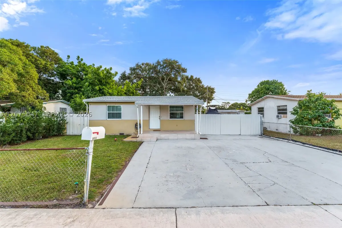 6416 Franklin St, Hollywood, FL 33024 - #1