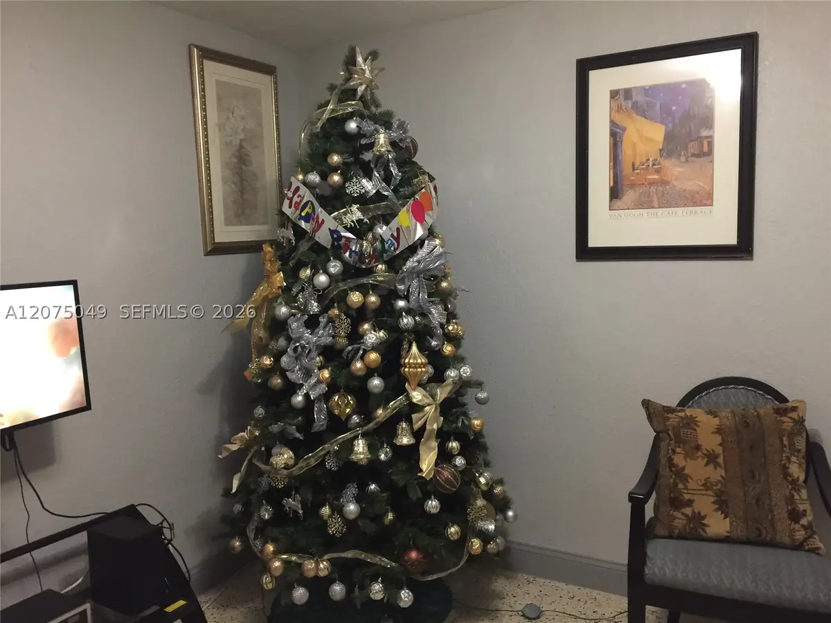 1800 NW 19 St #11, Miami, FL 33125 - #1
