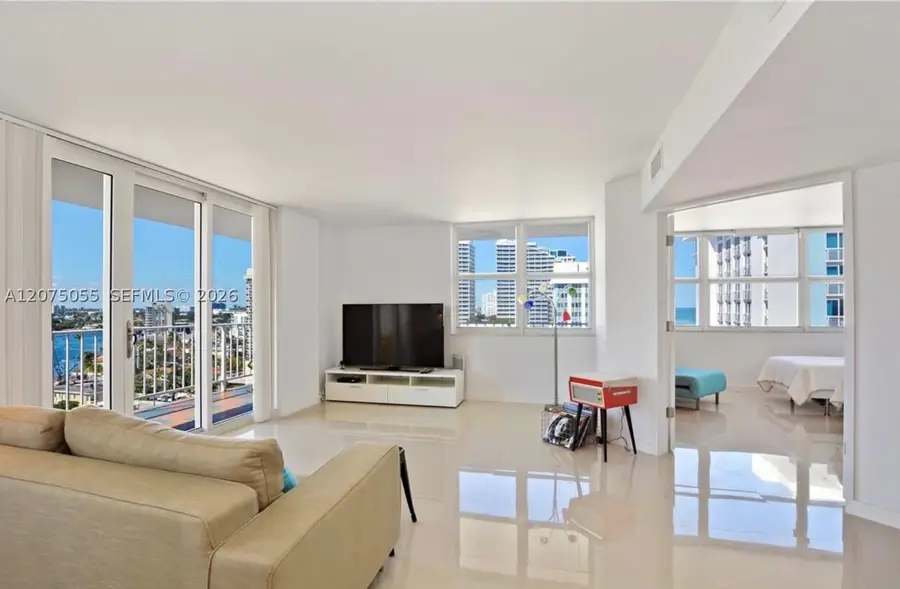 209 N Fort Lauderdale Beach Blvd #10A, Fort Lauderdale, FL 33304 - #2