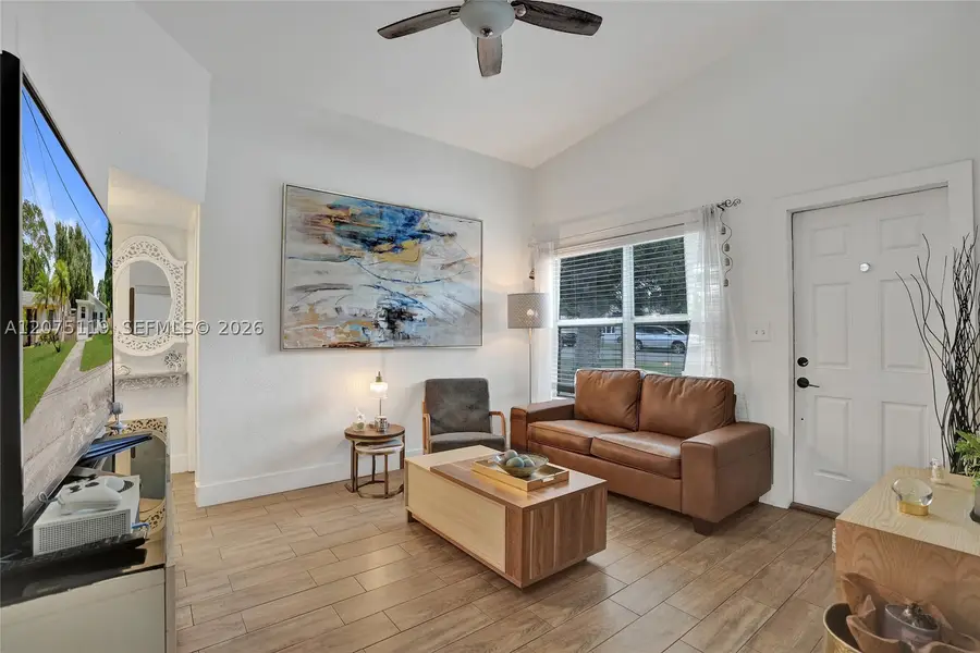 2701 Garfield St, Hollywood, FL 33020 - #3