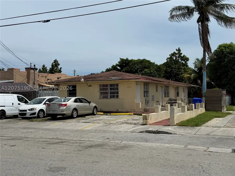 2124 NW 27th St, Miami, FL 33142 - #3