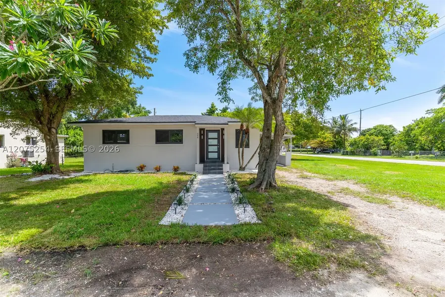 544 NW 12th St, Homestead, FL 33030 - #2