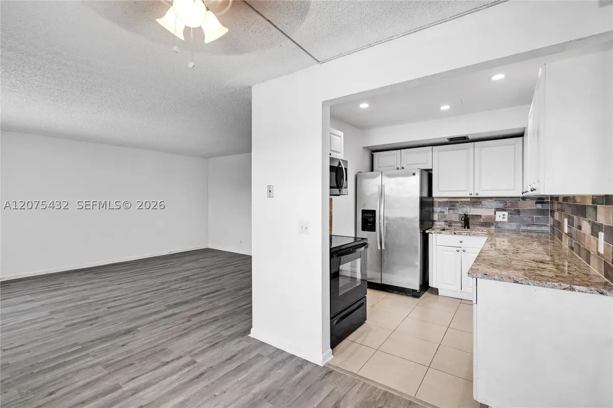300 SW 134th Way #413E, Pembroke Pines, FL 33027 - #1