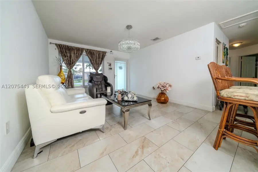 6944 SW 10th Ct, Pembroke Pines, FL 33023 - #3