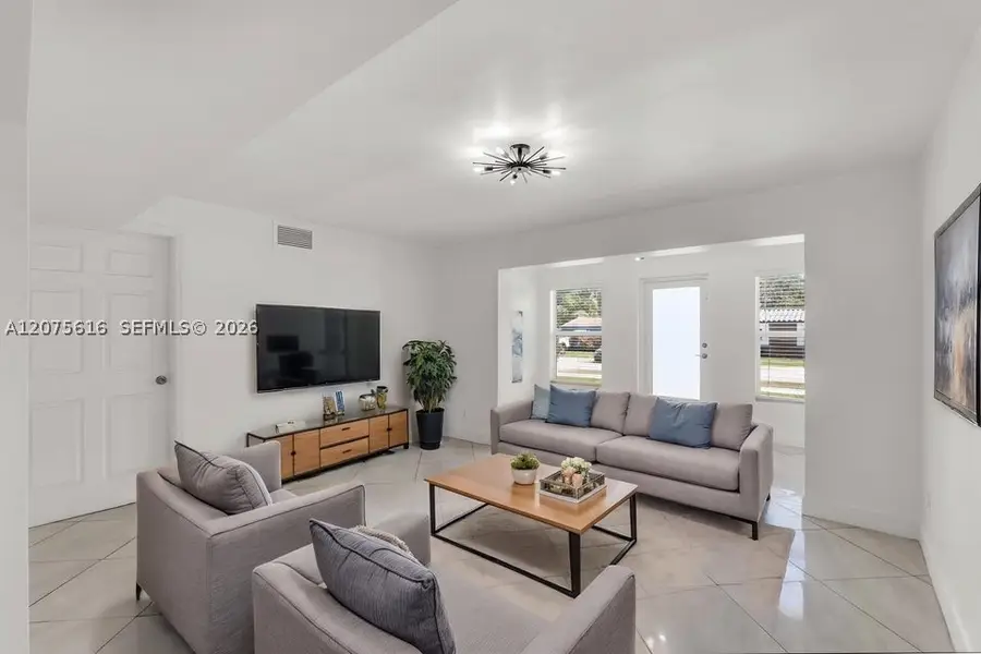 2539 Coolidge St, Hollywood, FL 33020 - #2