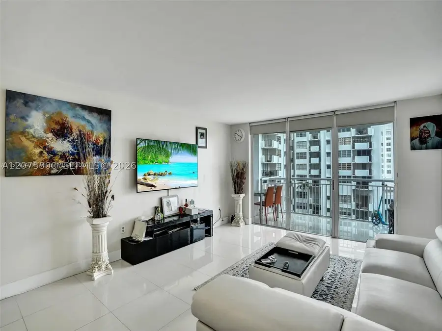 18061 Biscayne Blvd #502, Aventura, FL 33160 - #2