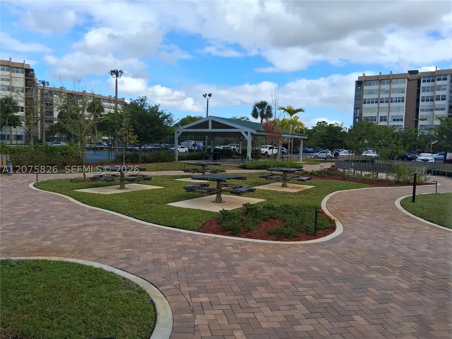 900 St Charles Pl #PH5, Pembroke Pines, FL 33026 - #2