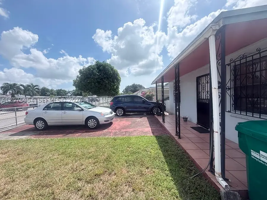 3190 NW 97th St, Miami, FL 33147 - #2