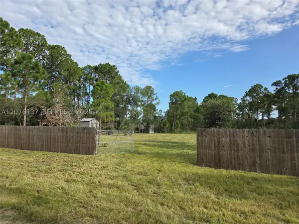 345 Rolling Hills Dr, Lake Placid, FL 33852