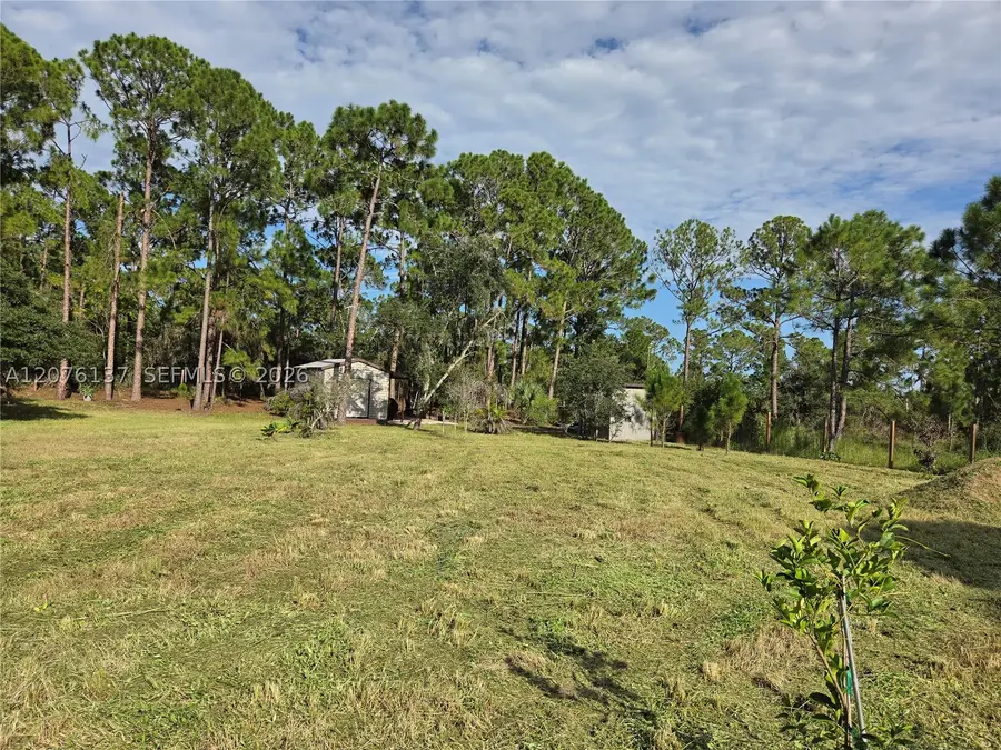 345 Rolling Hills Dr, Lake Placid, FL 33852 - #3