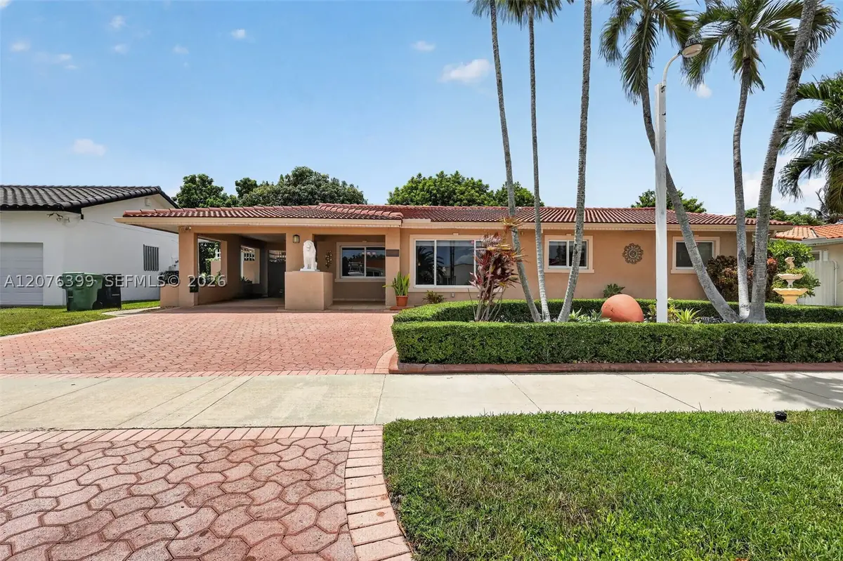 8936 SW 11th St, Miami, FL 33174 - #1
