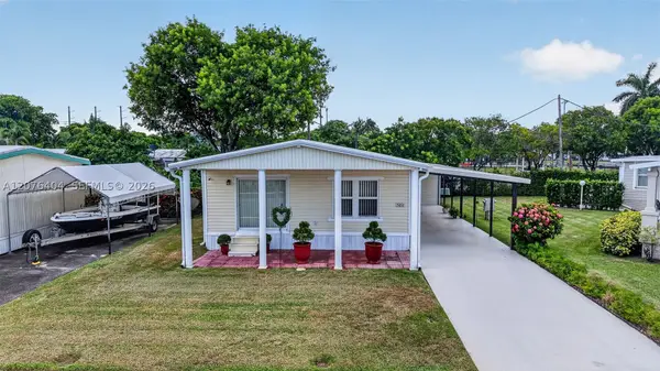 5211 SW 29th Ter, Dania Beach, FL 33312