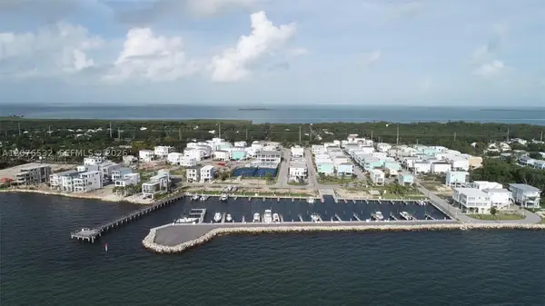 94825 Overseas Hwy, Key Largo, FL 33037