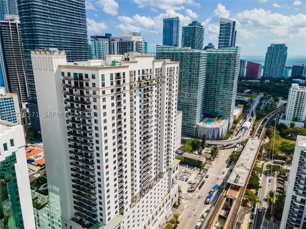 999 SW 1st Ave #1114, Miami, FL 33130
