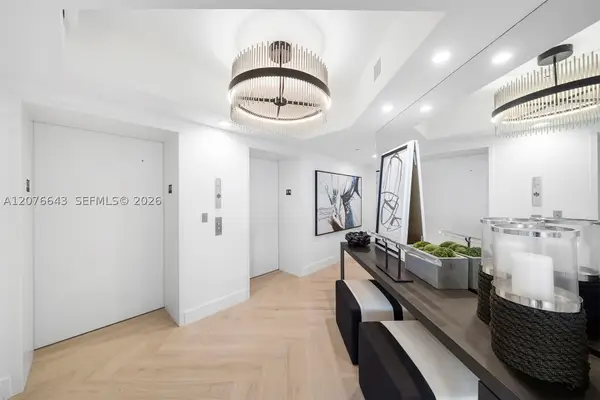 2711 S Ocean Dr #1502, Hollywood, FL 33019