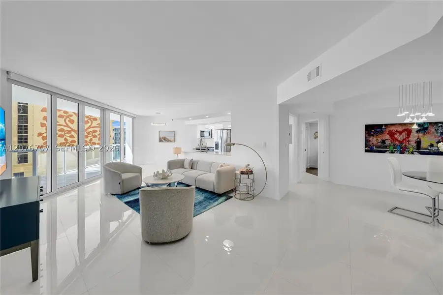 16425 Collins Ave #712, Sunny Isles Beach, FL 33160 - #3