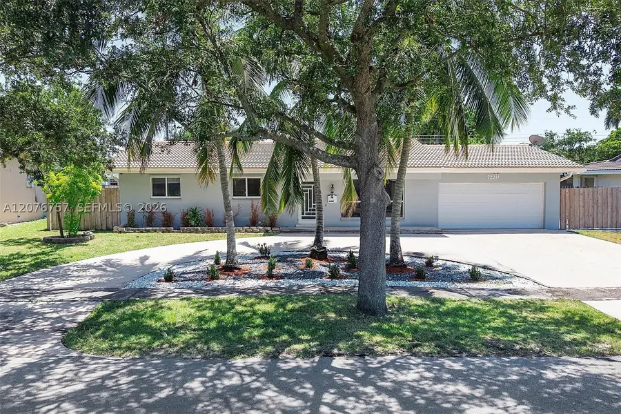 7220 NW 10th Pl, Plantation, FL 33313 - #2