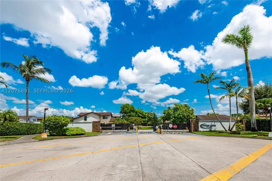 928 NW 106th Ave Cir, Miami, FL 33172 - #2