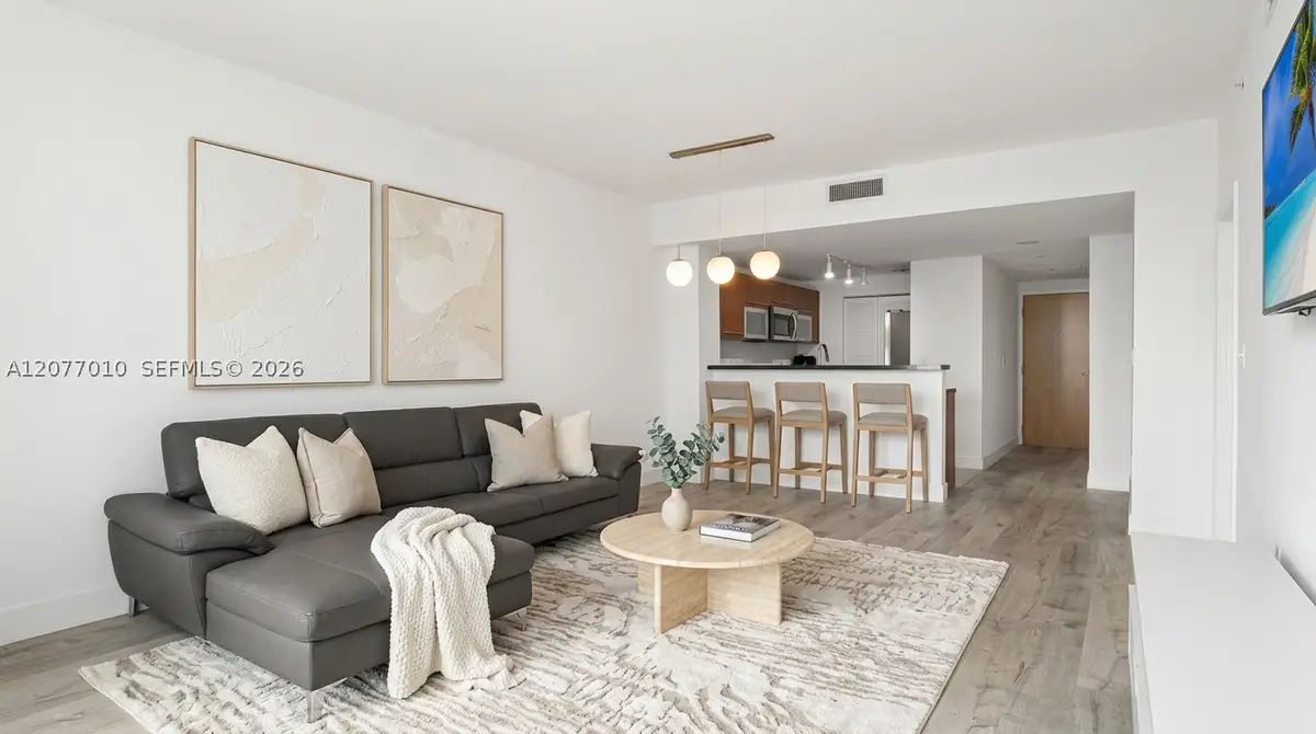 253 NE 2nd St #2104, Miami, FL 33132 - #1