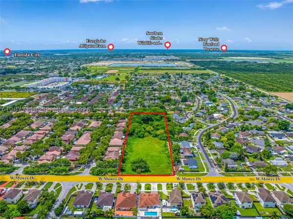 1560 W Mowry Dr, Homestead, FL 33030