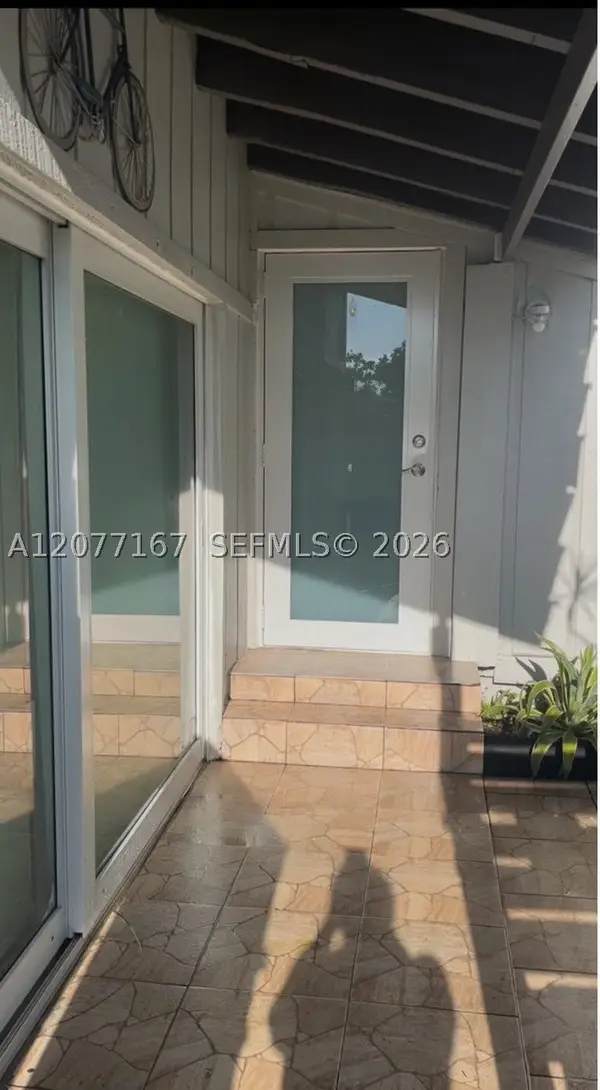 7133 SW 109th Ct, Miami, FL 33173