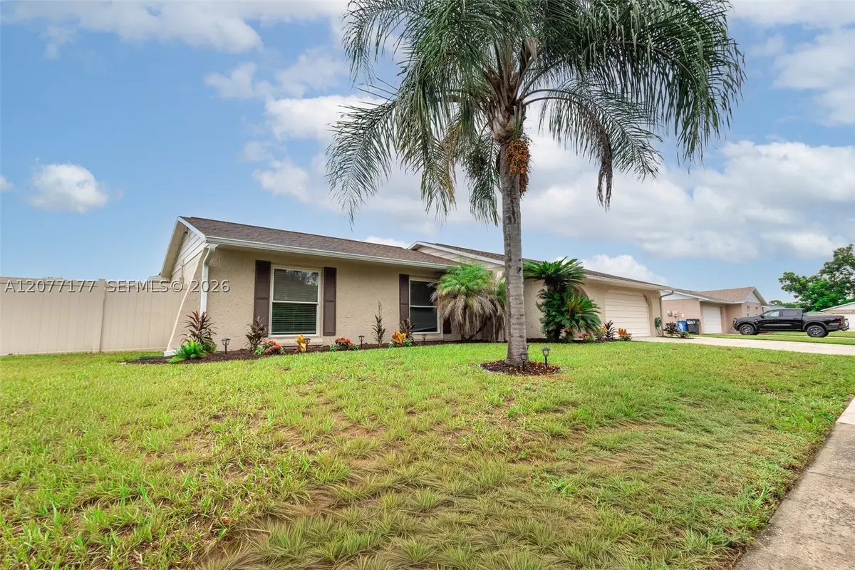 603 Wood Rd, Brandon, FL 33584 - #1