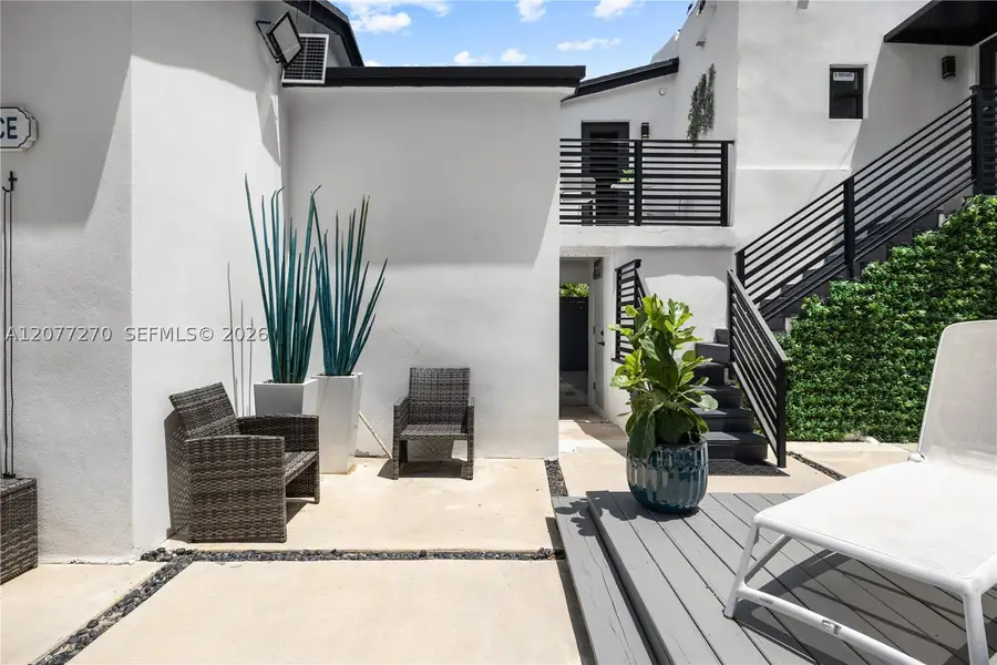 52 NE 47th St, Miami, FL 33137 - #2