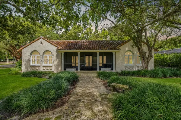 665 N Greenway Dr, Coral Gables, FL 33134