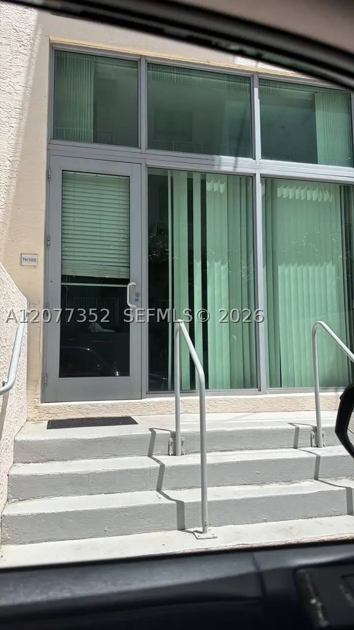 140 S Dixie Hwy #TH105, Hollywood, FL 33020 - #1