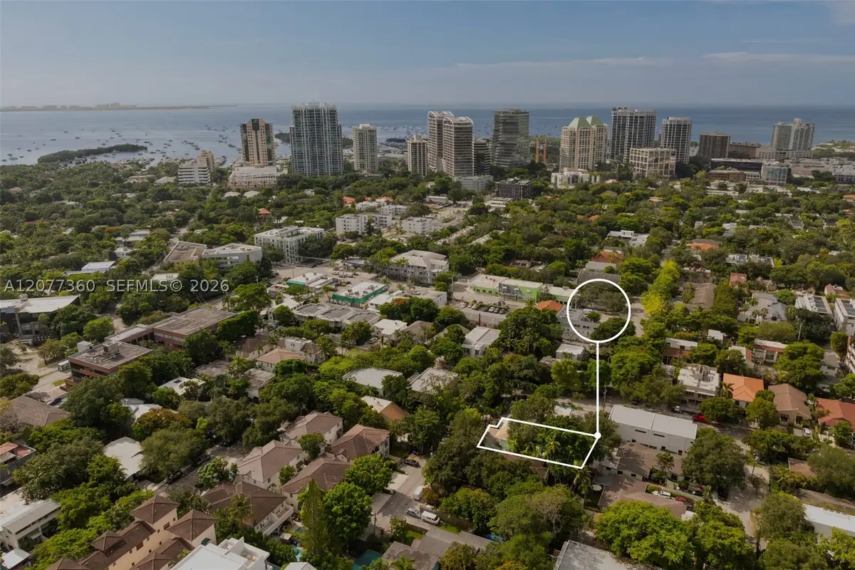 2952 Louise St, Coconut Grove, FL 33133 - #1