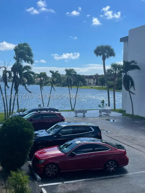 445 NE 195th St #226, Miami, FL 33179