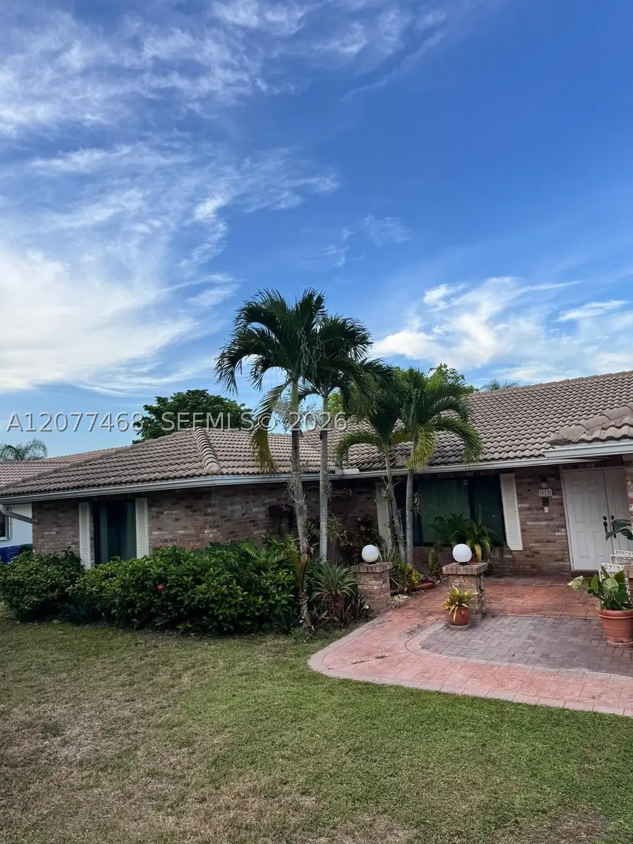 913 NW 110th Ln, Coral Springs, FL 33071 - #3