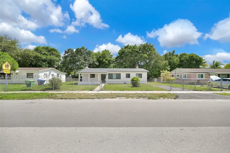 2470 NW 179th St, Miami Gardens, FL 33056 - #3