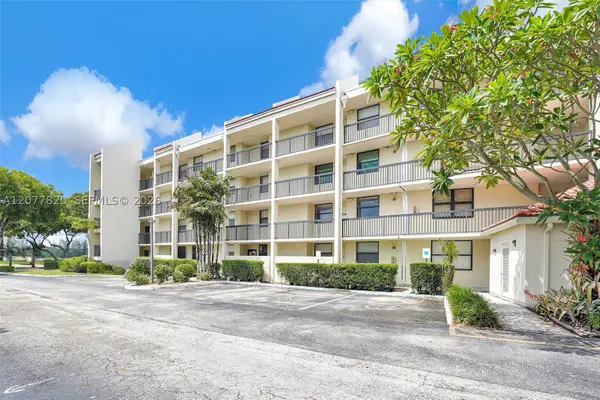 117 Lake Emerald Dr #204, Oakland Park, FL 33309