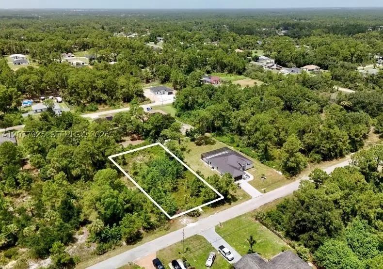 811 Edison Ave, Lehigh Acres, FL 33972 - #2