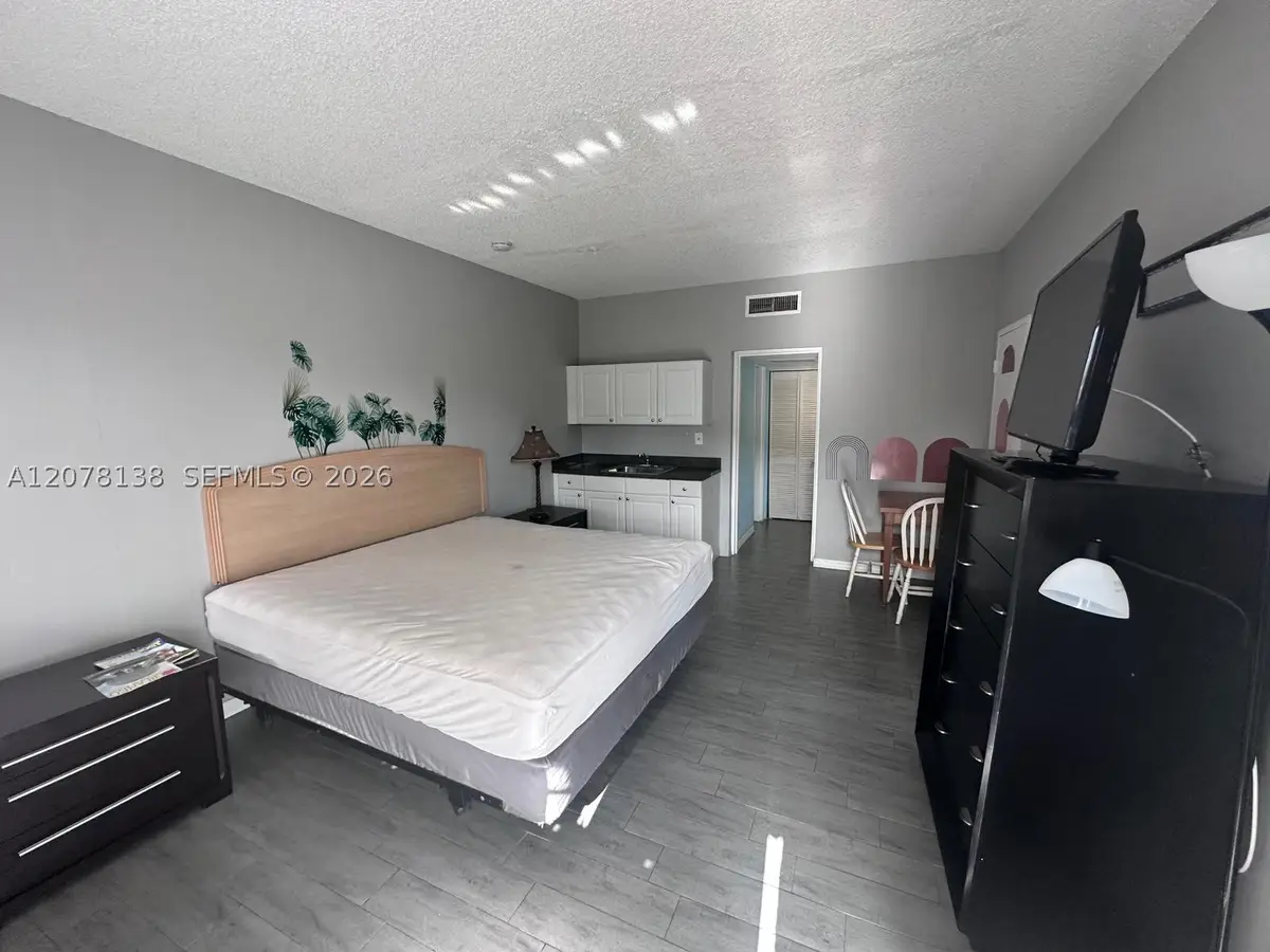 26 Diplomat Pkwy #2342, Hallandale Beach, FL 33009 - #1