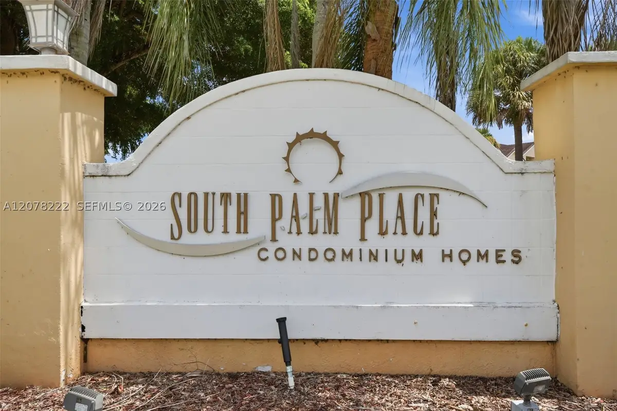 7610 Westwood Dr #122, Tamarac, FL 33321 - #1