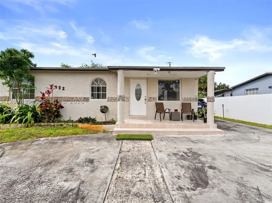 6432 Perry St, Hollywood, FL 33024 - #2
