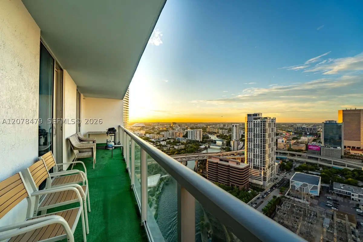 185 SW 7th St #3609, Miami, FL 33130 - #1