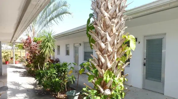 1746 N 3rd Ave N #2, Lake Worth, FL 33460