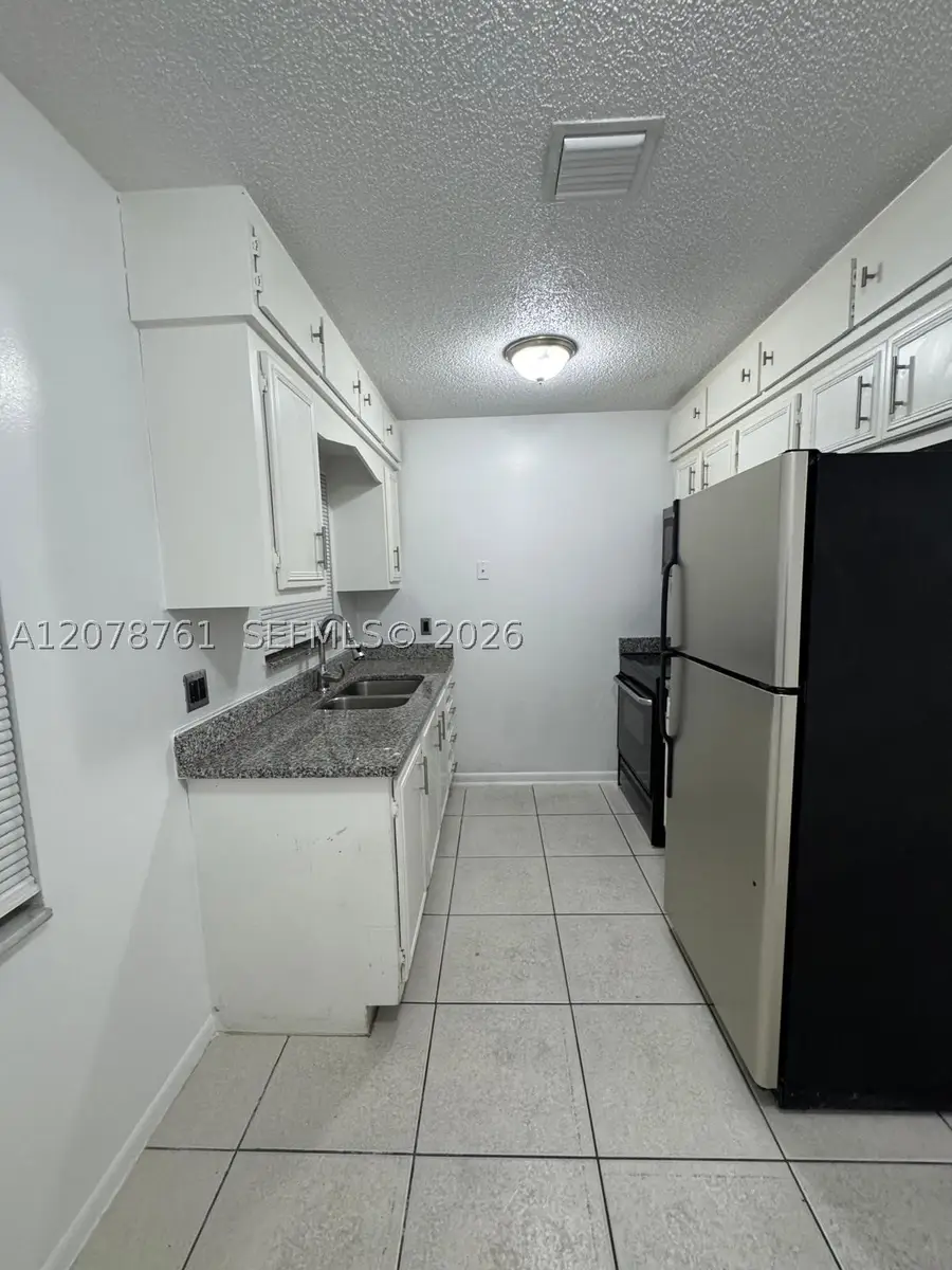 1746 N 3rd Ave N #10, Lake Worth, FL 33460 - #2