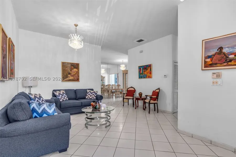 9053 NW 146th Ter, Miami Lakes, FL 33018 - #3