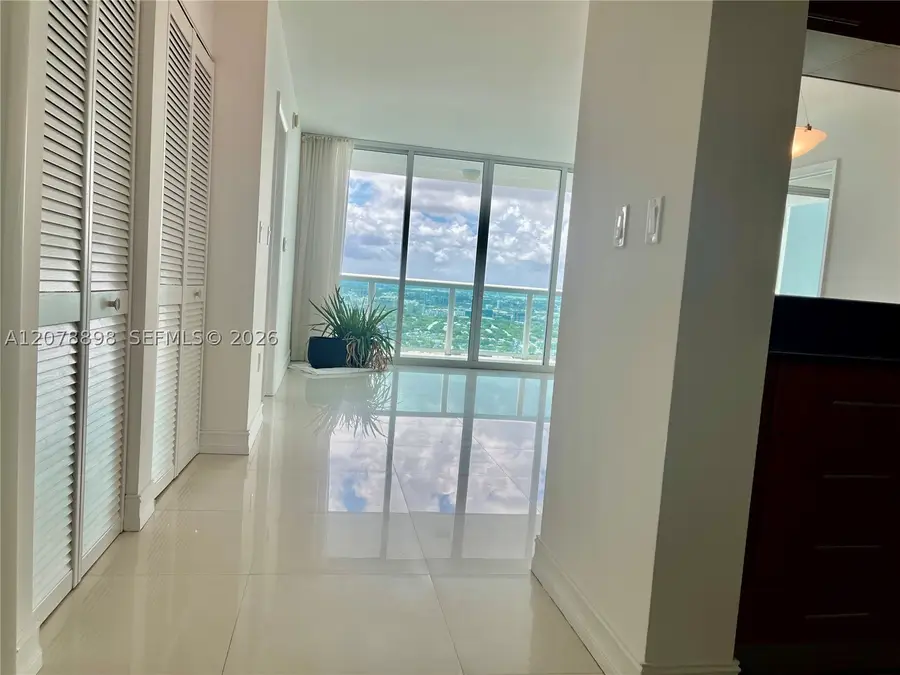 1800 N Bayshore Dr #3710, Miami, FL 33132 - #3