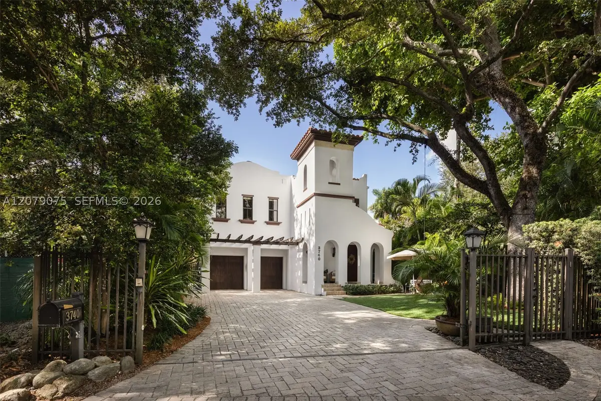 3740 Irvington Ave, Coconut Grove, FL 33133 - #1